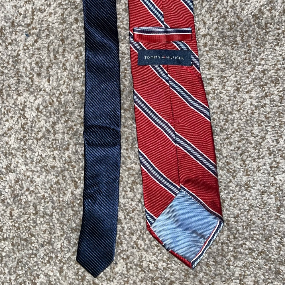 Tommy Hilfiger Tie Red and Blue Strip